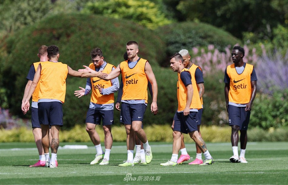 更是一次 更是一次