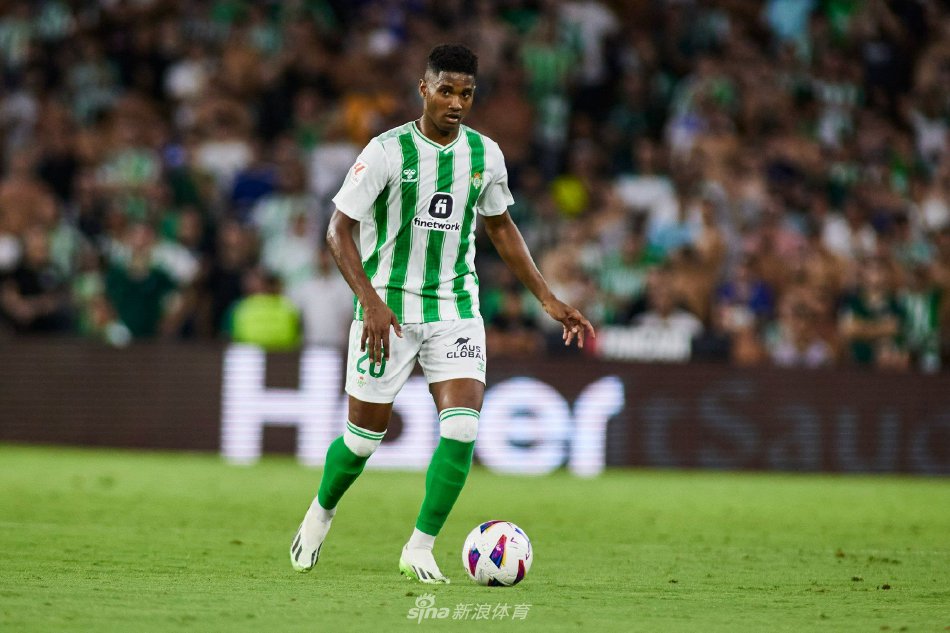 中超联赛的 中超联赛的