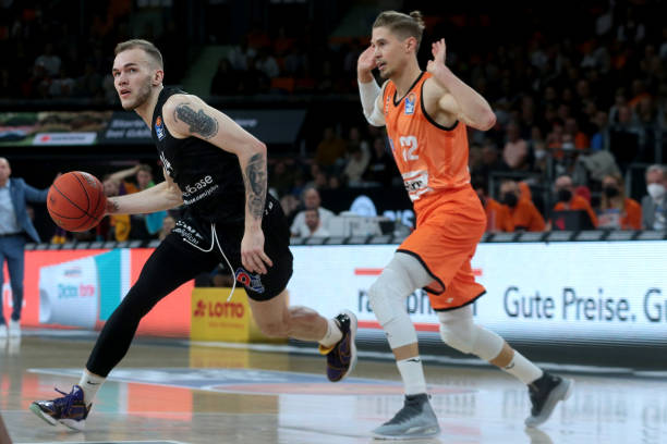 纳姆热刺 纳姆热刺