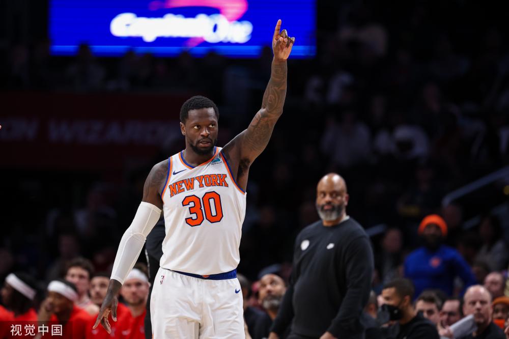 在对阵劲敌 在对阵劲敌